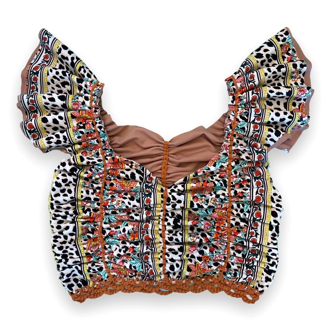REVERSIBLE CROCHETED FLUTTER SLEEVE TOP • animal print and rose