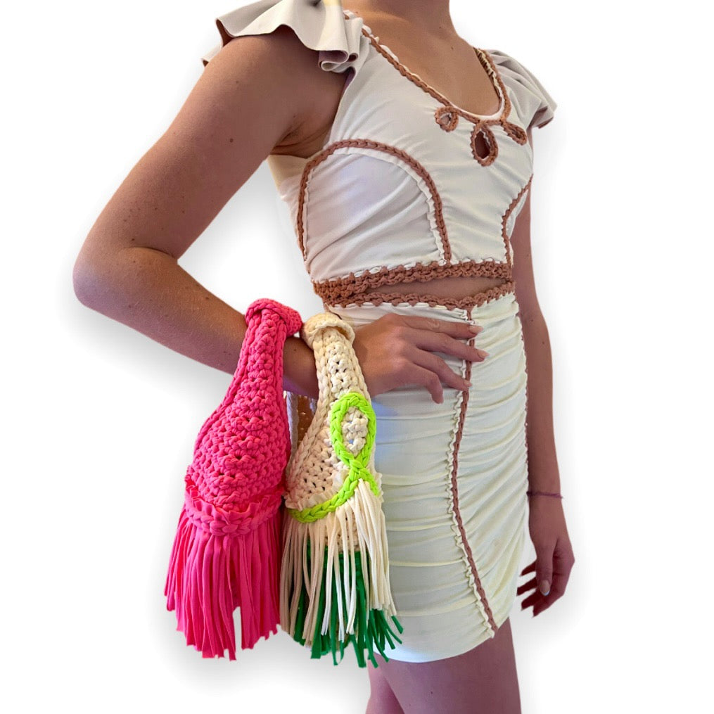 CROCHETED MINI RODEO WRISTLET • cream and green