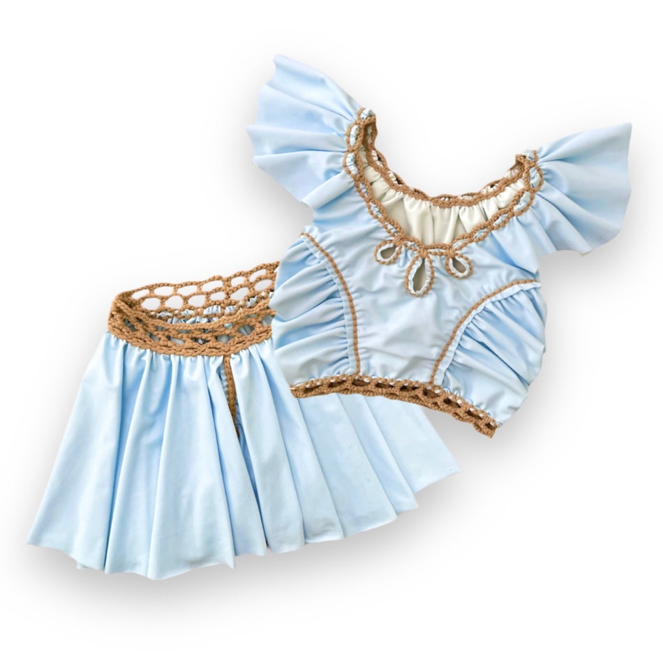 TWO PIECE SET rodeo flutter sleeve top and mini shorts • white and sky