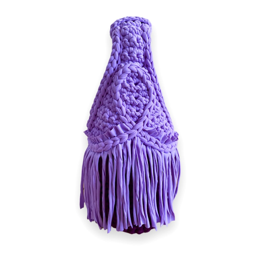 CROCHETED MINI RODEO WRISTLET • lilac and plum