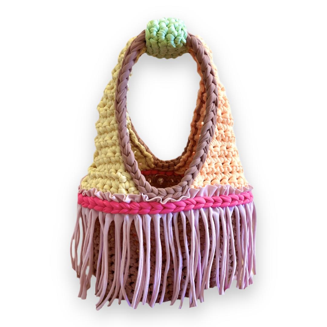 CROCHETED MINI FRINGE WRISTLET • color block