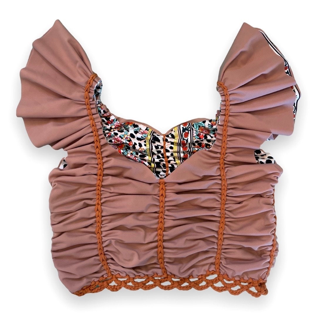 REVERSIBLE CROCHETED FLUTTER SLEEVE TOP • animal print and rose