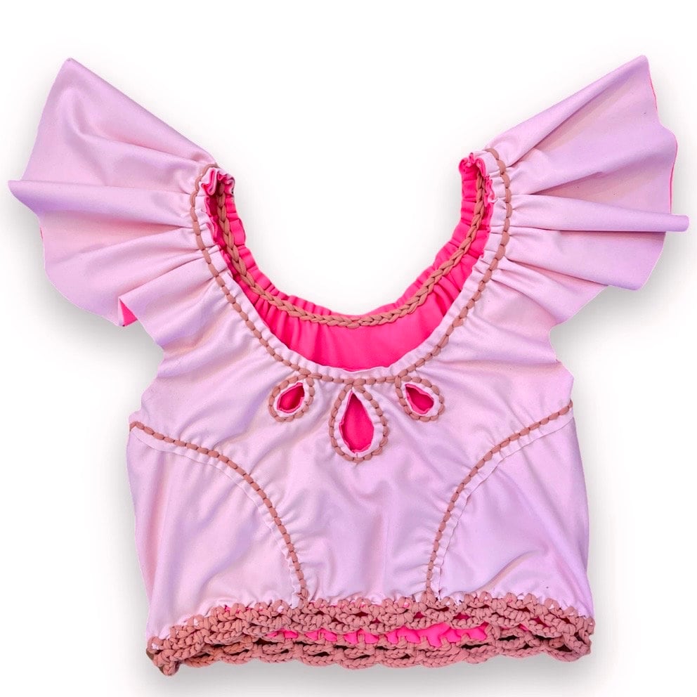 CROCHETED RODEO FLUTTER SLEEVE TOP • coral and pink