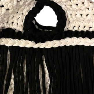 The Fringe Mini Swing – Calla Lily & Onyx