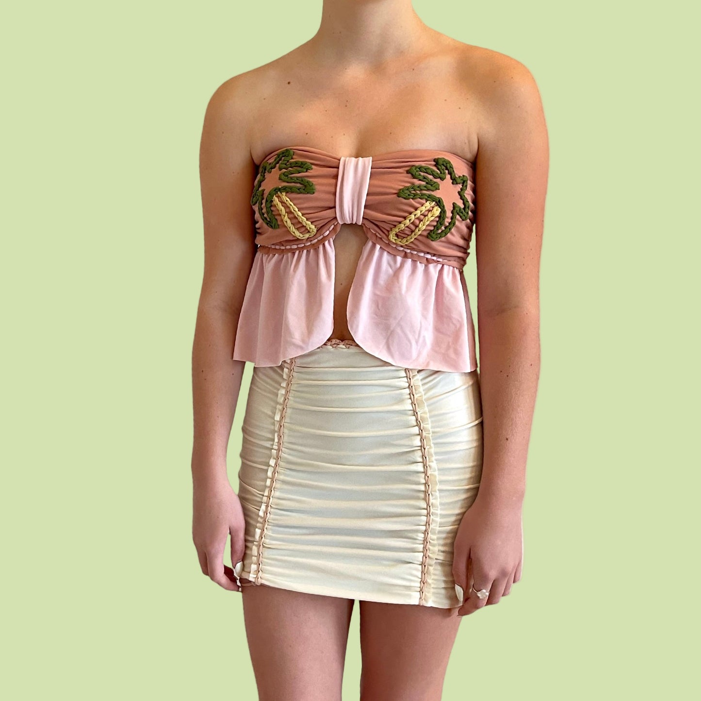 REVERSIBLE CROCHETED SPLIT RUFFLE COCO TOP • light pink and blush