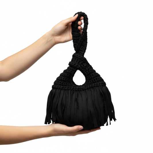 CROCHETED MINI FRINGE KNOT WRISTLET • black